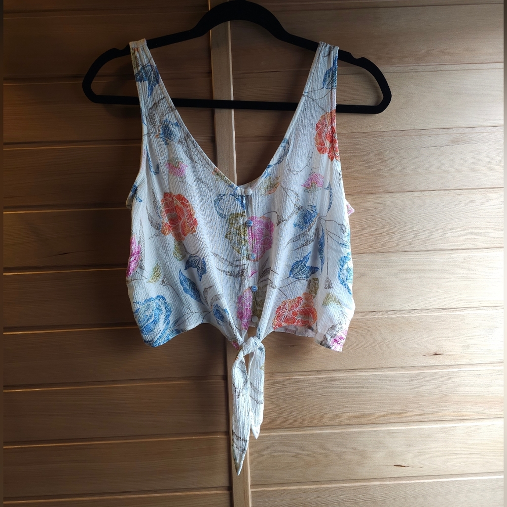 NWOT Tie Front Floral Crop Tank